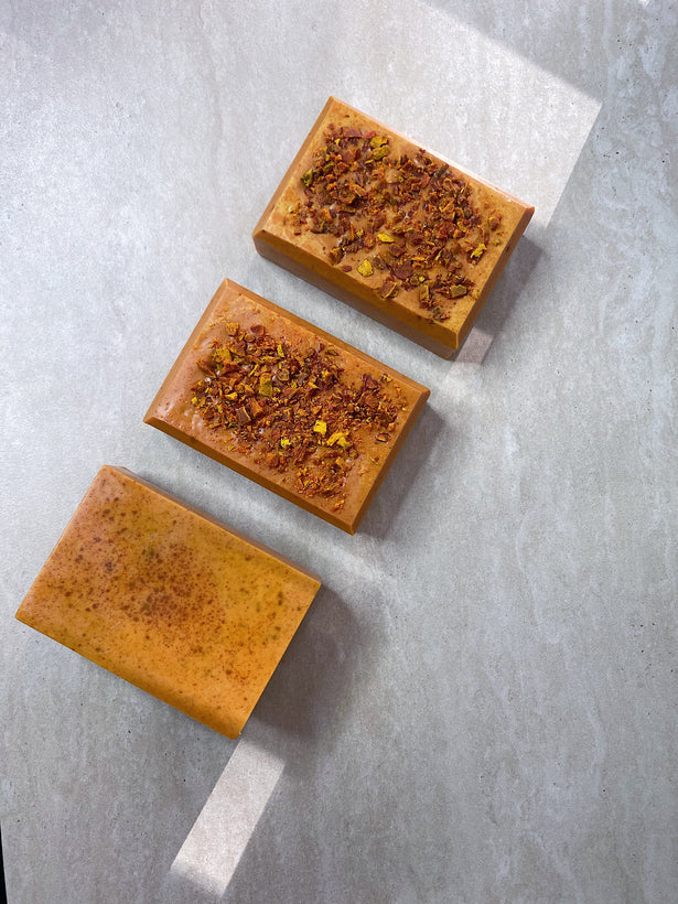 Glow Turmeric + Honey Face &amp; Body Soap Bar